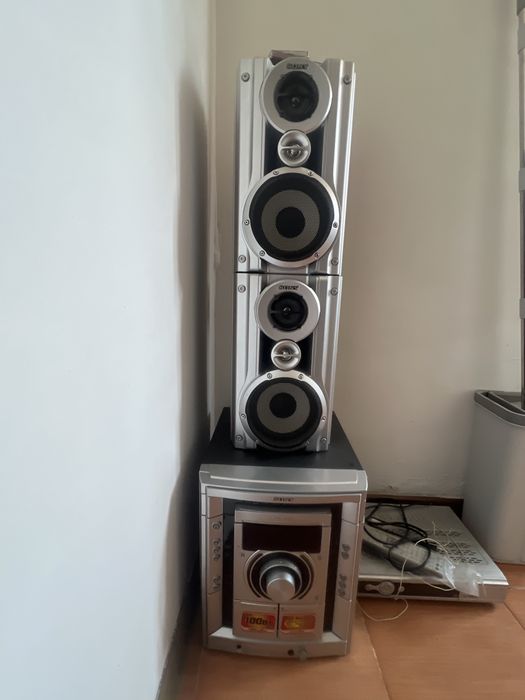 Музыкальный центр  Sony