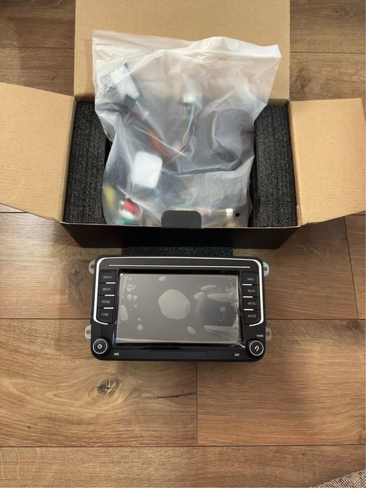 Apple CarPlay Navigatii Auto Noi