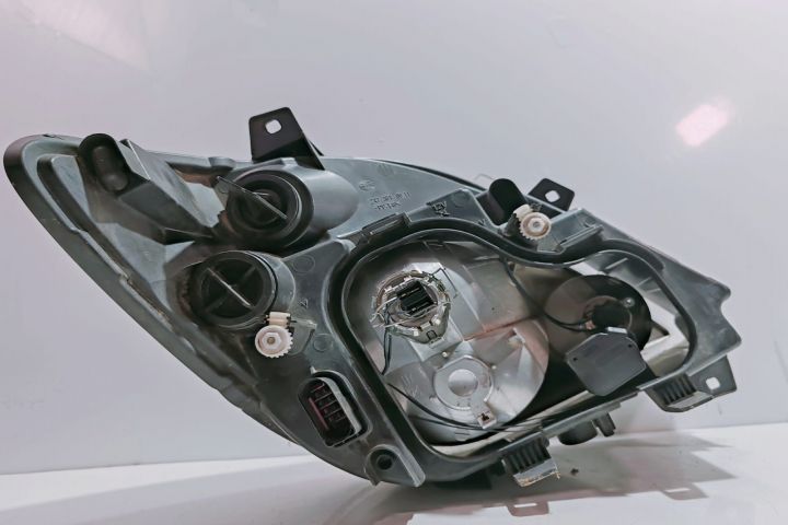 Far Stanga  A9068200361 Mercedes-Benz Sprinter a 2-a generatie 906