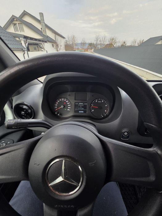 Mercedes-Benz Sprinter 313