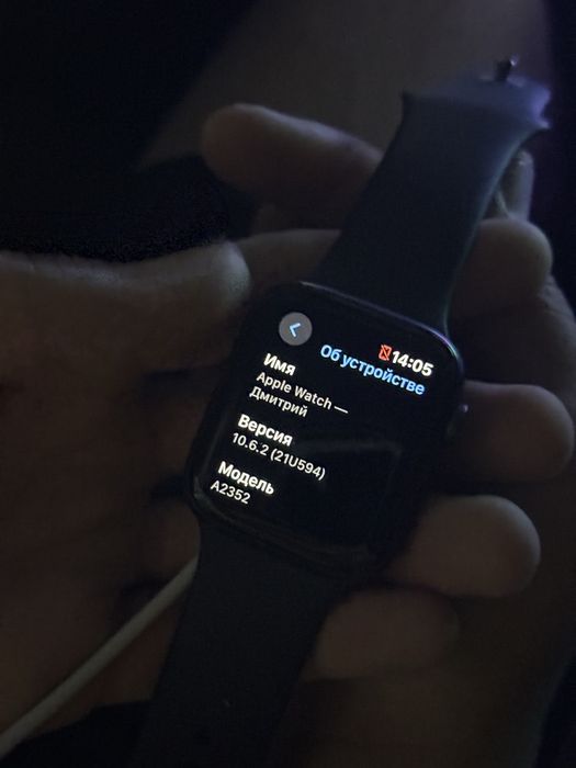 Часы Apple Watch SE