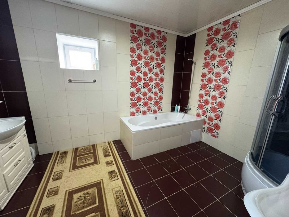 6-ком коттедж в Сортировке. Все коммуникации центральные. S=338м².