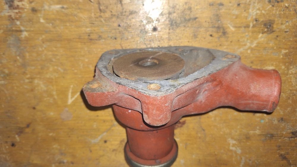 Продам водяной насос