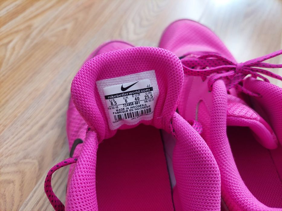 Дамски маратонки Nike