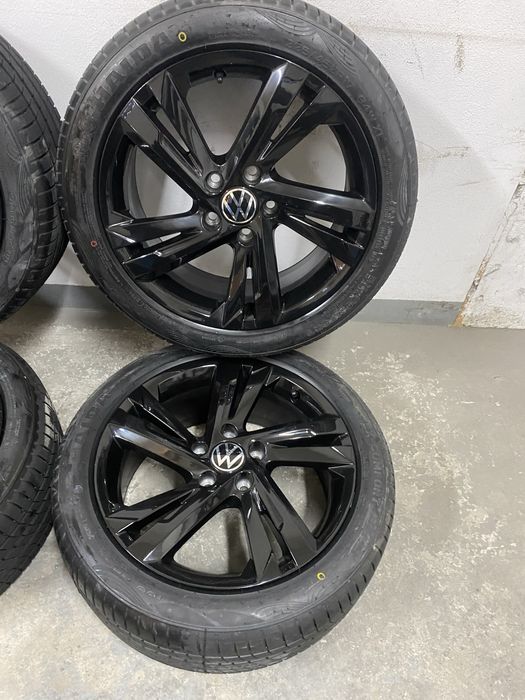 Jante 17 originale Vw Golf 7 8Touran anvelope vara Noi