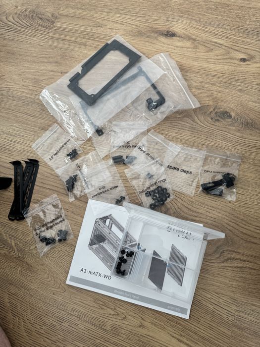 Carcasa Lian Li Dan A3 mATX, wood, black