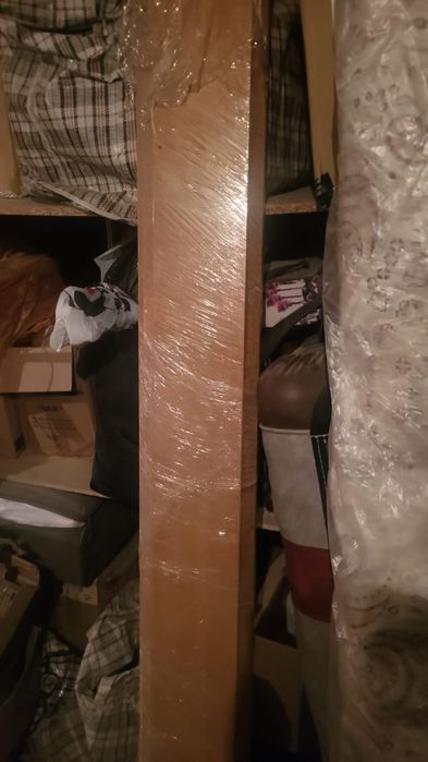 Продам кровать и две тумбы