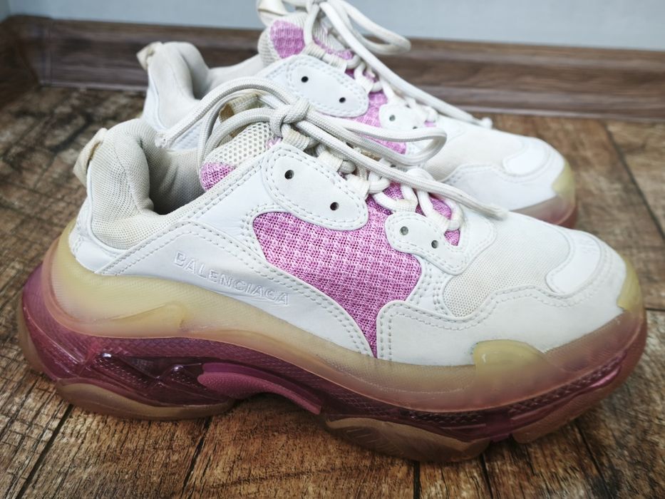 BALENCIAGA Triple S сникърси, номер 38