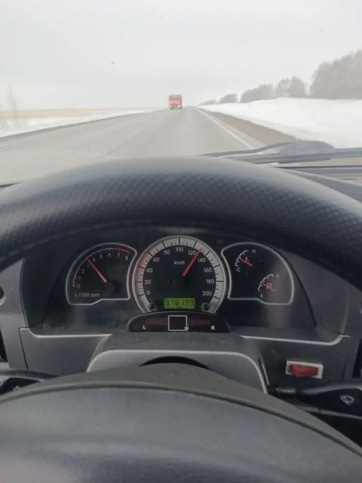 Продам машину Daewoo Nexia