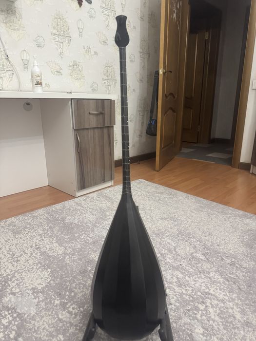 Домбыра, жангак агашы