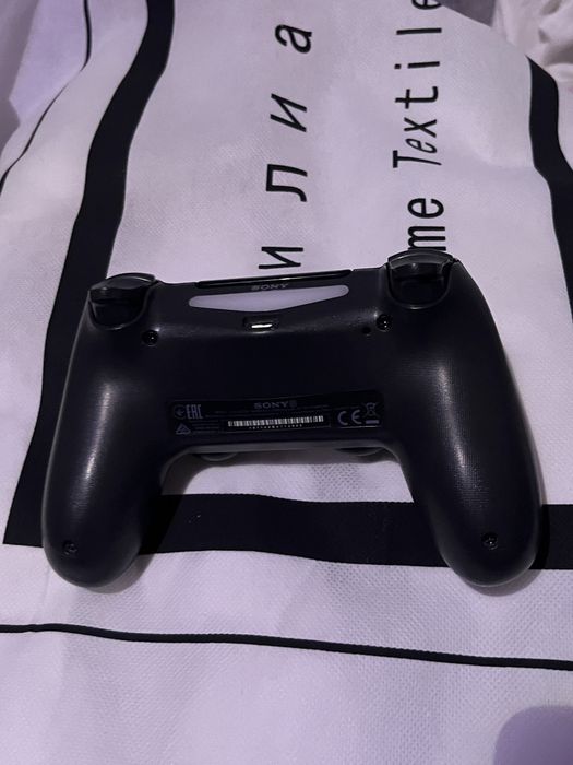 Джостик пс4 новый срочно продается