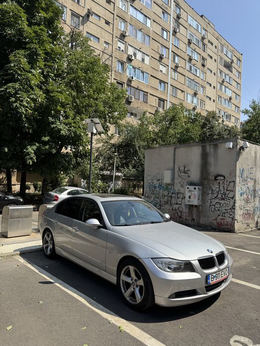 Vand BMW seria 3(320i)