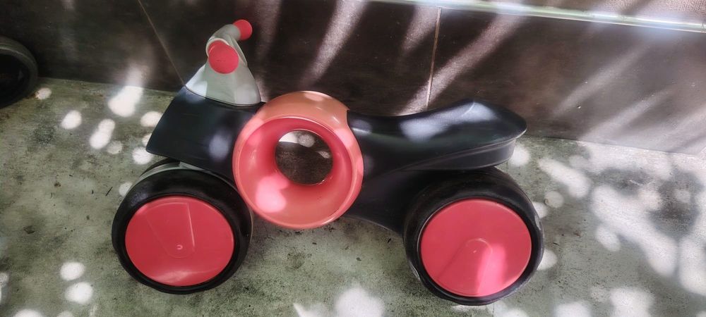 Bicicleta fara pedale tip motocicleta, imaginarium