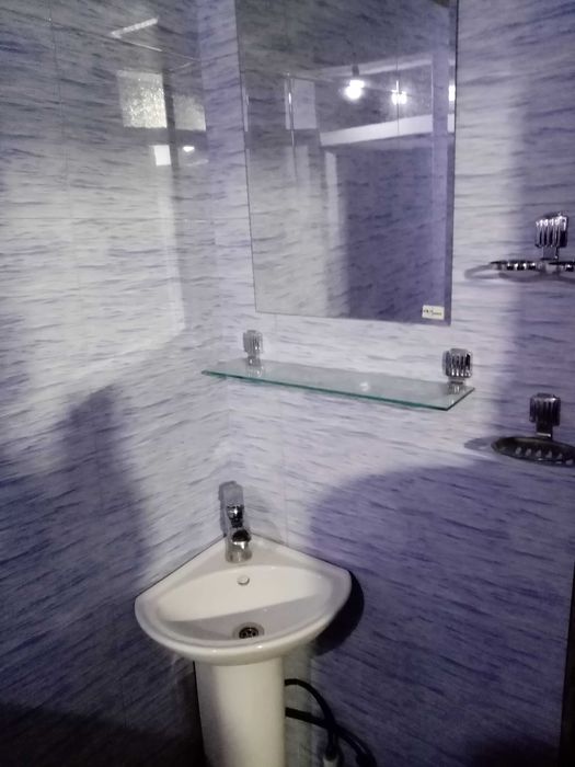 Уй сотаман 2,25сотих,дустлик метросигача 170-200м,5-7минутли йул