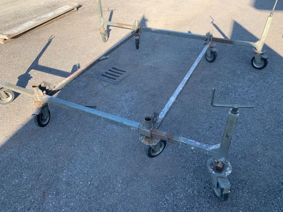 Schela mobila si scule de inchiriat