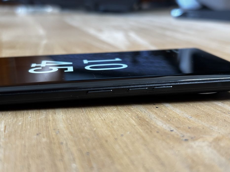 КАТО НОВ - Motorola Edge 40 5G 256GB, 8GB RAM, OLED 144Hz