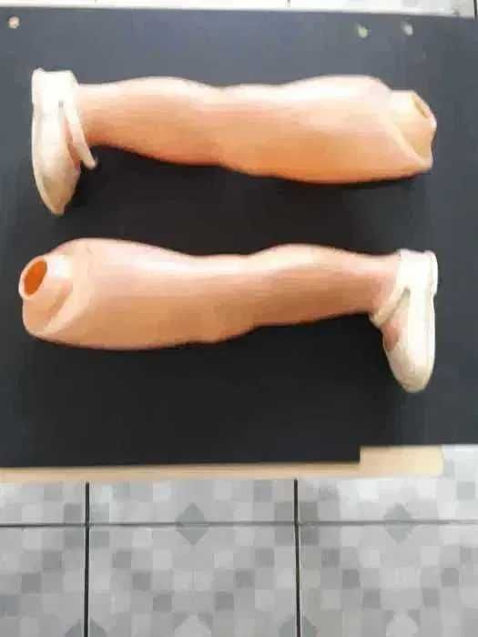 Picioare pentru papusa Aradeanca