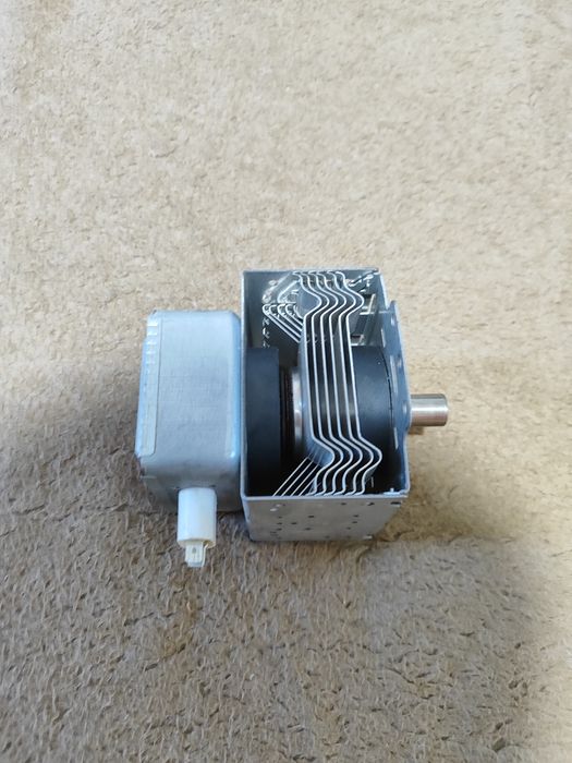 Магнетрон LG 2M226