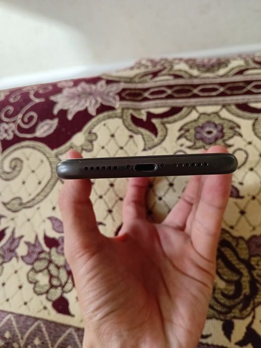 Iphone 11 128gb 80%akb
