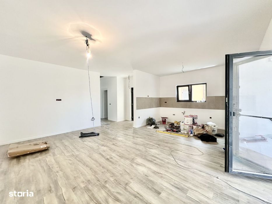 Duplex modern pe parter in Albina – 3 camere, 2 bai si teren generos