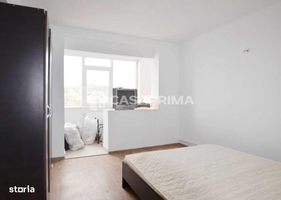 Apartament 2 camere Podu Ros, etaj intermediar, mutare imediata — fotografia 3