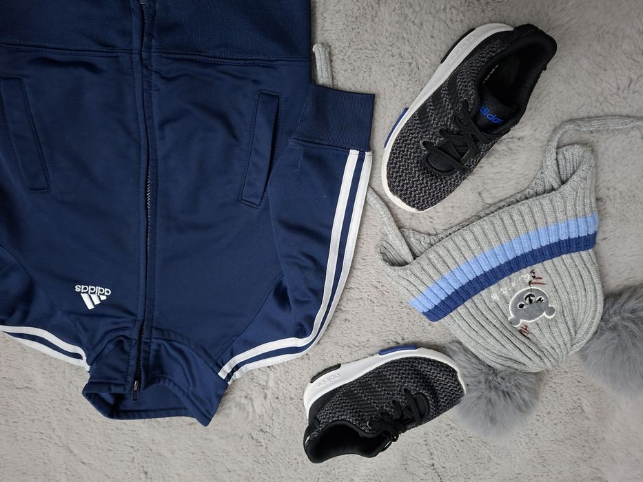 Bluza, adidași si căciulă Adidas