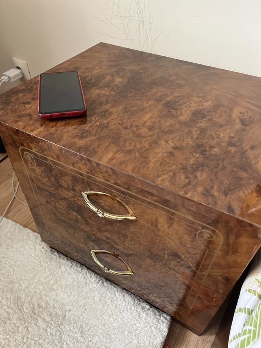 Спальный гарнитур