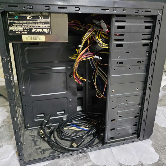 Блок питания Huntkey APFC600, 600W