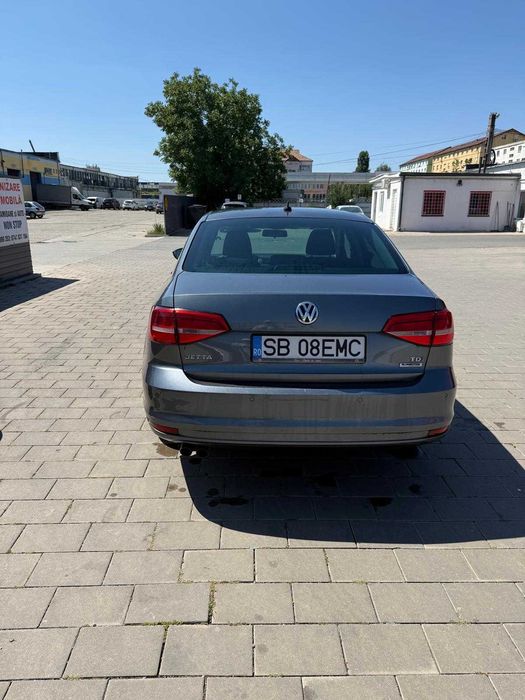 VOLKSWAGEN Jetta 2015 — imagine 17