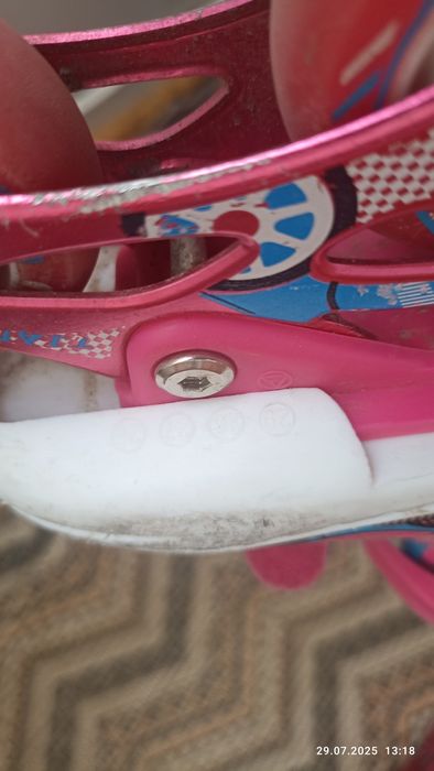 Продам роликовые коньки и для девочки