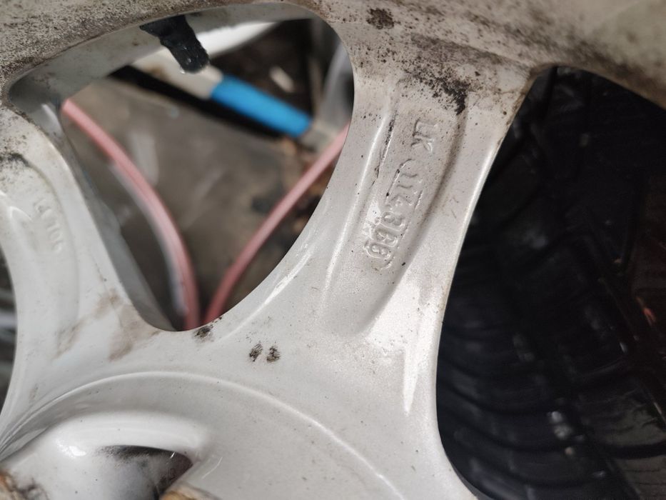 4бр всесезонни Cooper Discoverer M+S 205/80 R16 с джанти