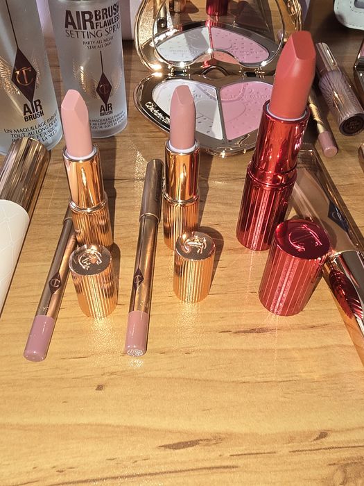Оригинална козметика на Charlotte Tilbury