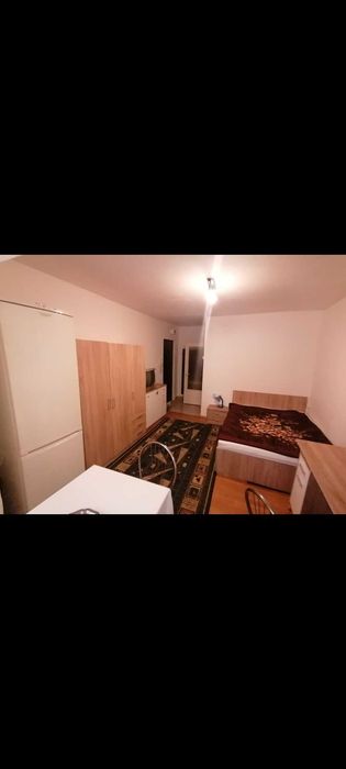 ÎNCHIRIEZ garsoniera, zona Calea Aradului, str Dej