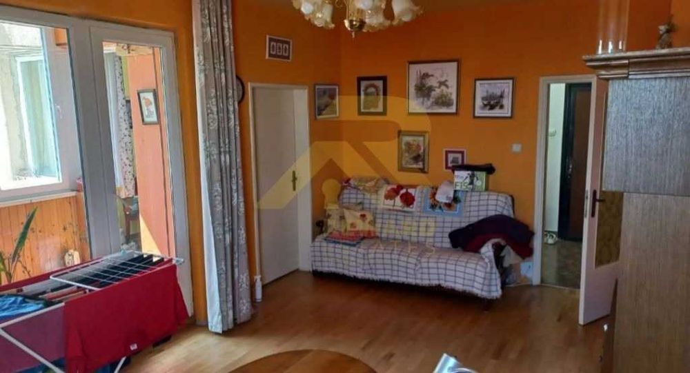 Продава се Двустаен апартамент в София, Дианабад - 73 кв.м за 2809 €/кв.м - Снимка #2