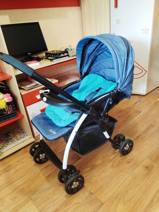 Детская коляска с рождения