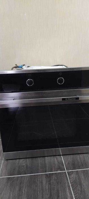 Духовка в хорошем состоянии