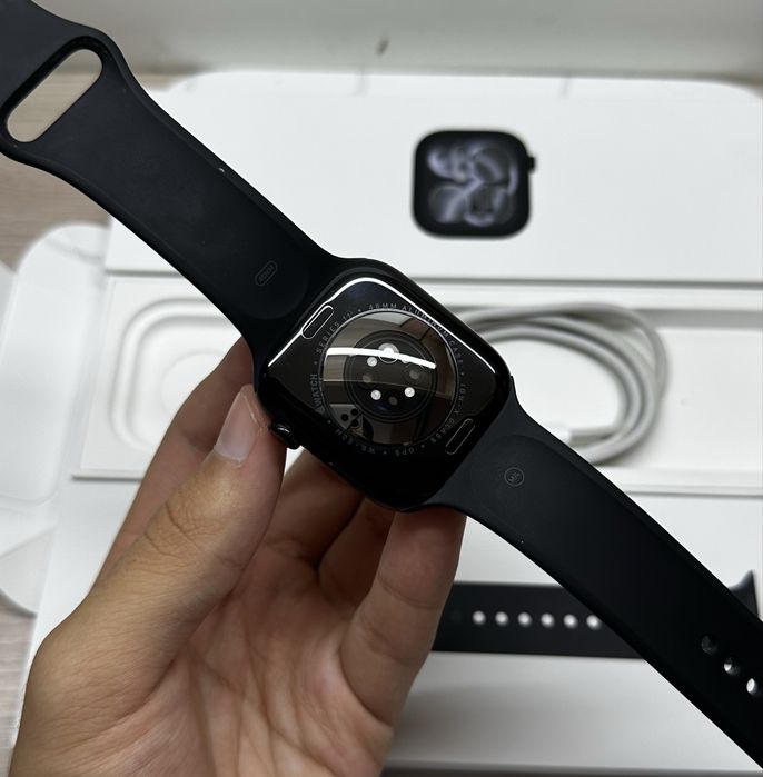 Apple Watch 11 46mm 100% Jet Black
