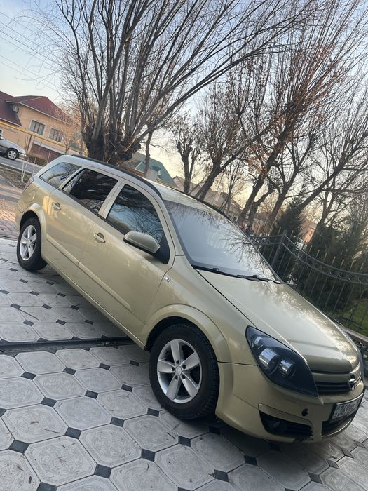 Opel Astra H 2005