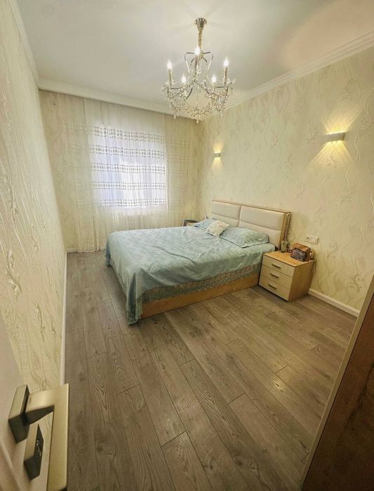 ПРОДАЕТСЯ 4/6/9 квартира 
 "Angel's food" метро Ойбек 
 Мирабадский ра