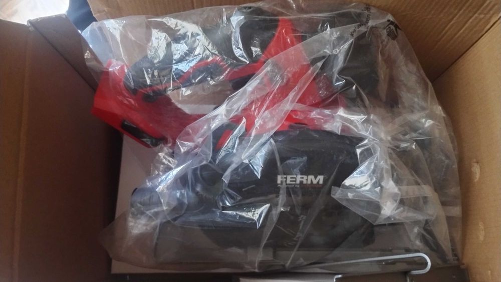 Ръчен акумулаторен циркуляр