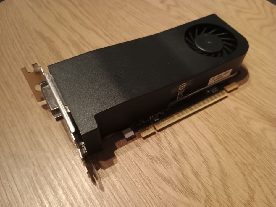 Placa video Low Profile NVIDIA GeForce GTX 745 2GB