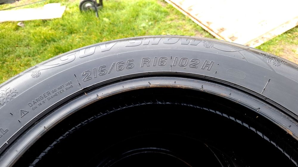 Cauciucuri 215/ 65/ 16