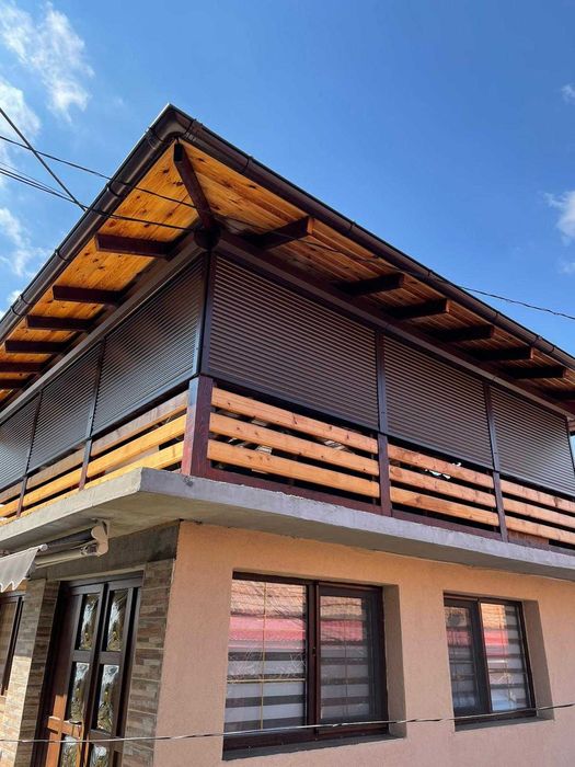 Rulouri exterioare / Usi de garaj  / Folie PVC transparenta