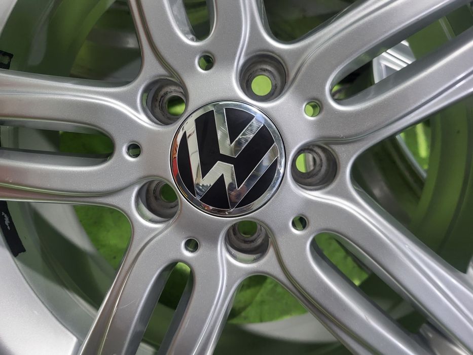 17 5x112 Vw Golf Touran Caddy Skoda лети джанти 5х112