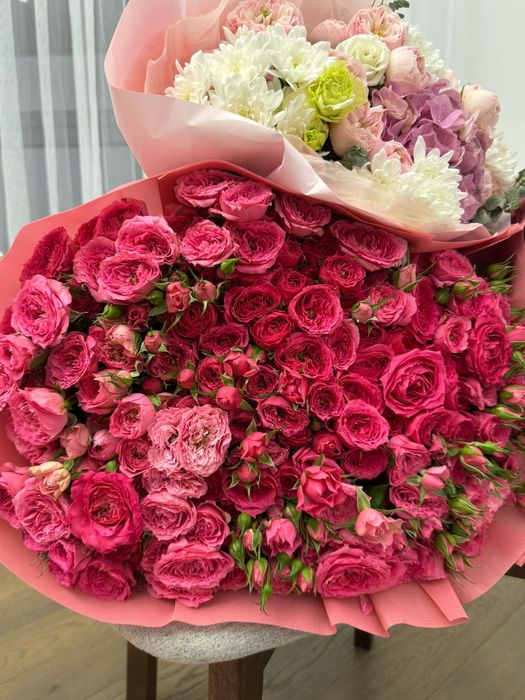 Свежий букет вечером получили