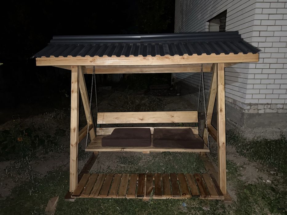 Качеля новая деревянная