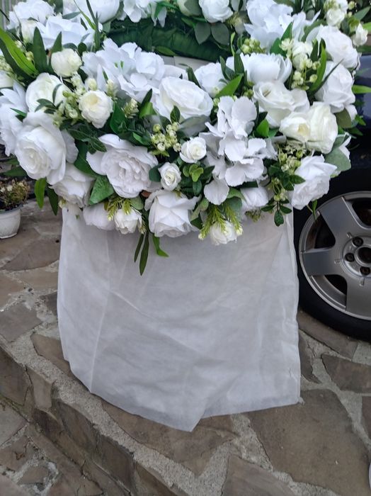 Stâlpișori mese și decoruri