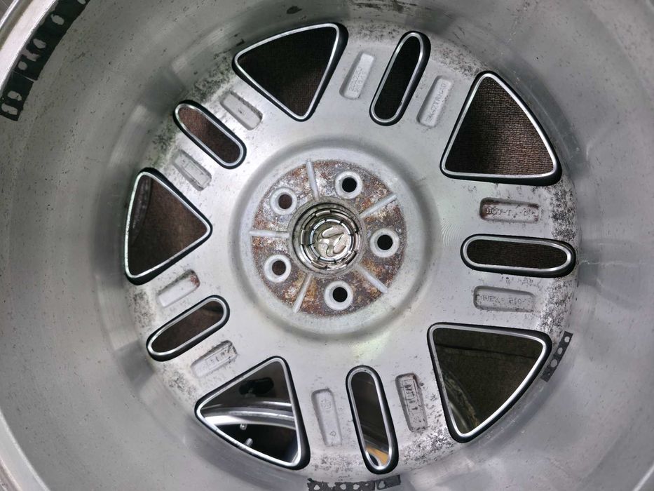 4 Jante Aliaj 5x114.3 20'' 7.5J ET 40.5 - OEM Dodge Nitro / Toyota / Kia / Mazda / Lexus / Hyundai / Renault