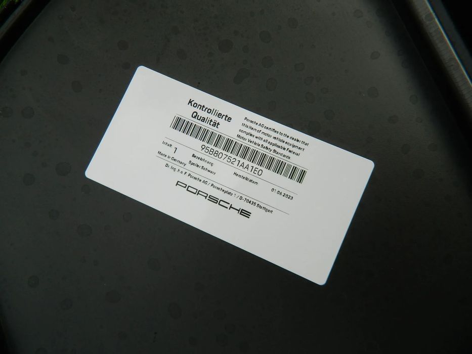 Spoiler difuzor bara spate  PORSCHE MACAN model 2015 2016 2017 2018 2019 2020 2021 cod 95B807521AA