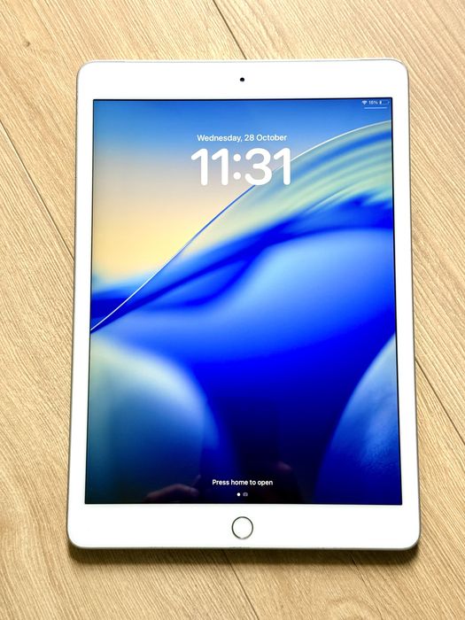 iPad 7 Wi-Fi + Cellular